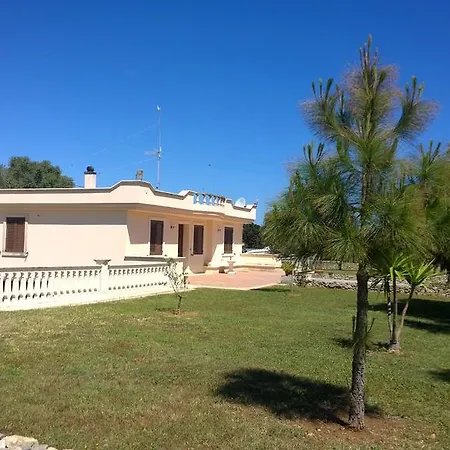 Donna Rosa オートラント