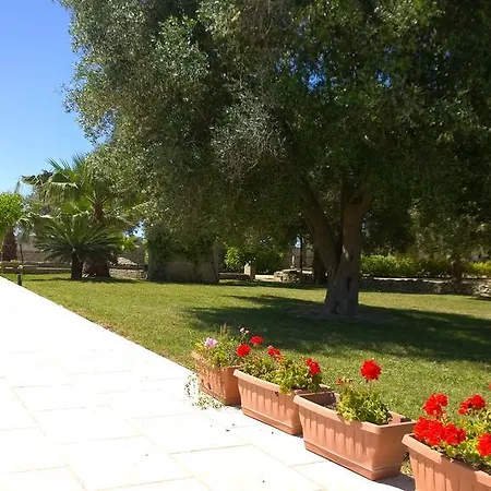 Bed & Breakfast Donna Rosa 3*